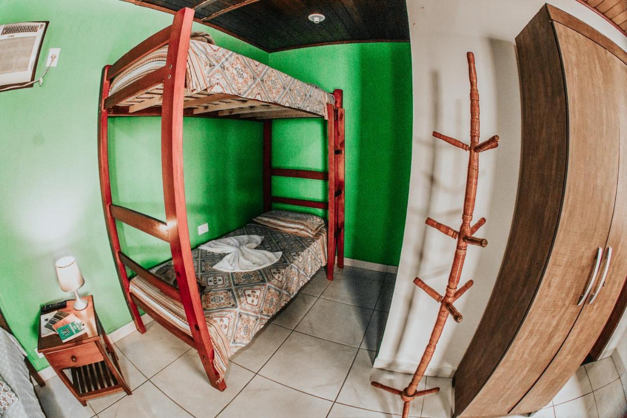 Carpe Diem Hostel & Pousada Araquari Kültér fotó